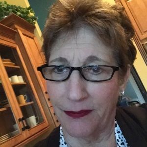 Meet your Posher, Gilda